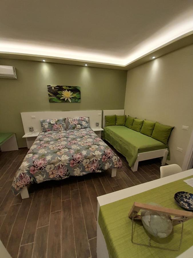 L'Oasi Di Venere Bed And Breakfast Касерта Екстериор снимка