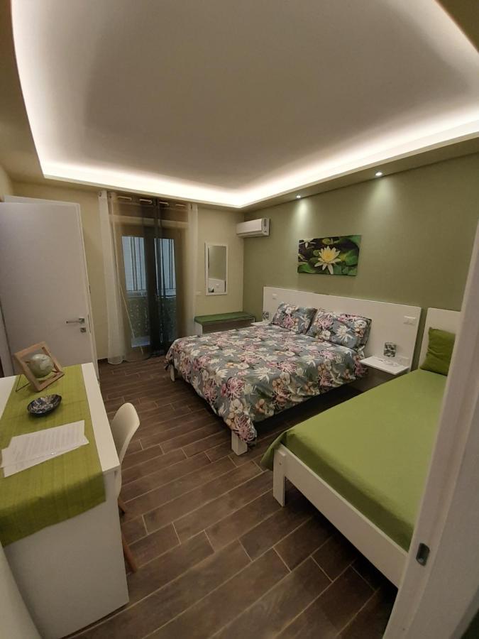 L'Oasi Di Venere Bed And Breakfast Касерта Екстериор снимка