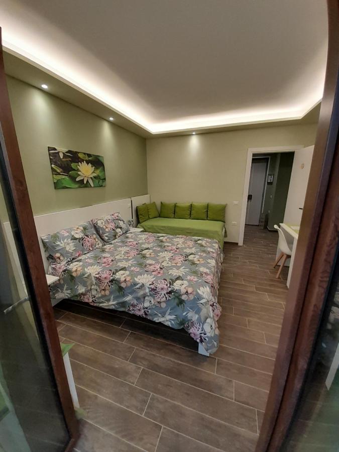 L'Oasi Di Venere Bed And Breakfast Касерта Екстериор снимка